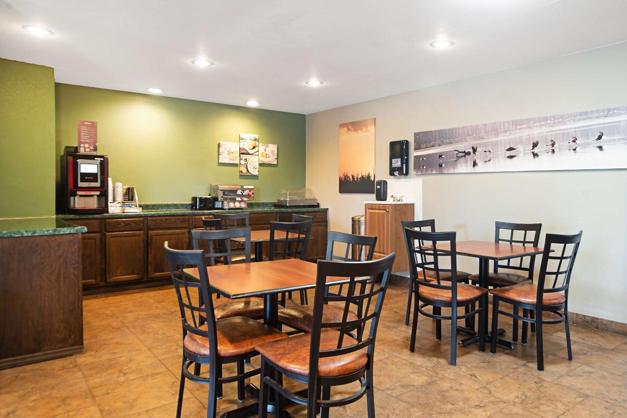 Surestay Plus Hotel By Best Western Bettendorf Buitenkant foto
