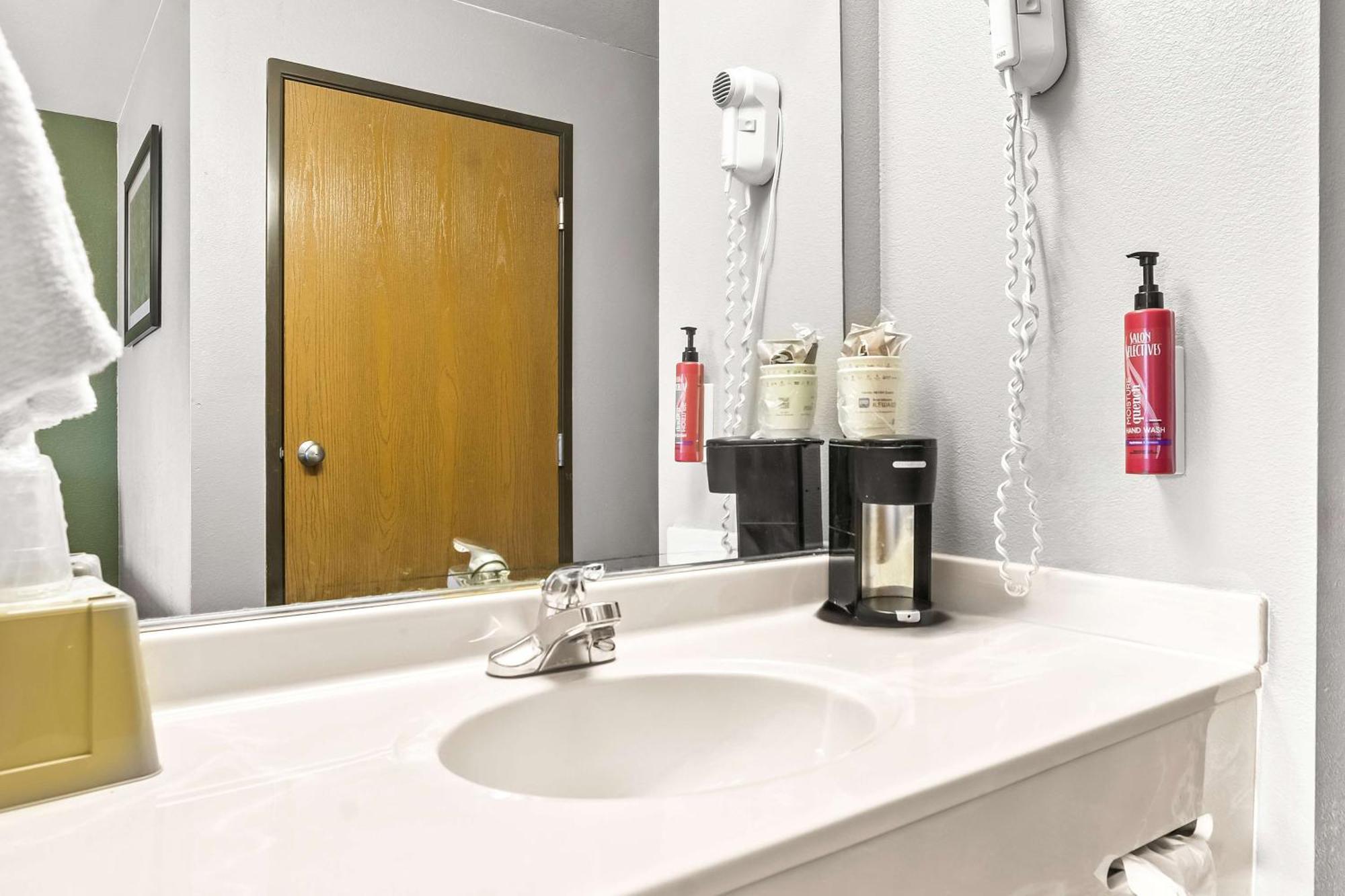 Surestay Plus Hotel By Best Western Bettendorf Buitenkant foto